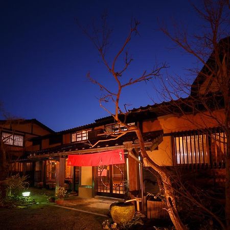 Yufuin Ryokan Tadaima Екстериор снимка