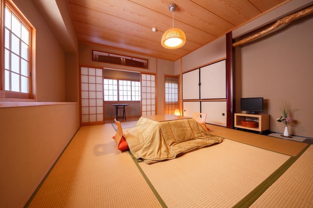 Yufuin Ryokan Tadaima Екстериор снимка