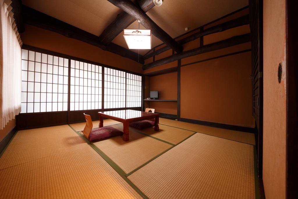 Yufuin Ryokan Tadaima Екстериор снимка